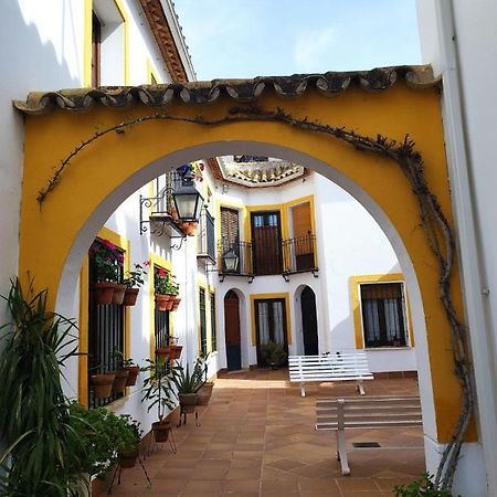 Appartamento Atico Muy Luminoso En El Casco Antiguo Cordova Esterno foto